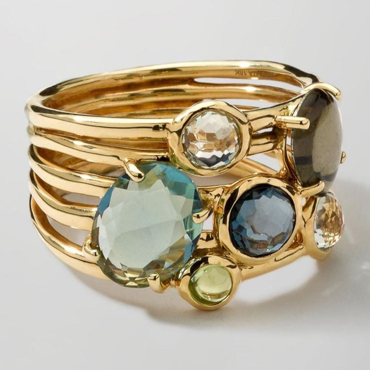 Gold ring made of multi-layered colored stones