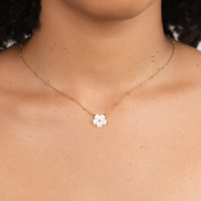 Greatness Flower Necklace
