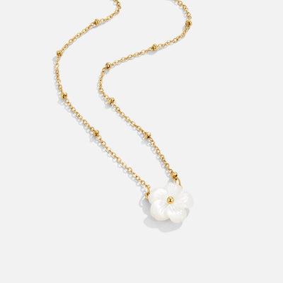 Greatness Flower Necklace